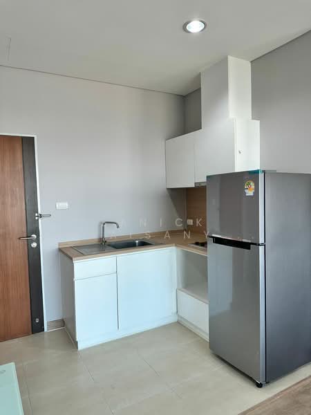 Intro Phaholyothin-Pradipat, Bangkok, Pradipat, Samsen Nai, Phaya Thai, Bangkok, 1 Bedroom, 38 sqm, Condo For Rent, by Sanick Sawaisanyakorn, 500390787 - DDproperty.com