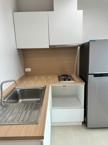 Intro Phaholyothin-Pradipat, Bangkok, Pradipat, Samsen Nai, Phaya Thai, Bangkok, 1 Bedroom, 38 sqm, Condo For Rent, by Sanick Sawaisanyakorn, 500390787 - DDproperty.com