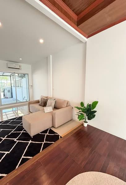 Vista 180 Thepharak-Wongwaen, Samut Prakan, Thepharak, Muang Samut Prakarn, Samut Prakan, 3 Bedrooms, 180 sqm, Townhouse For Sale, by home4sale, 500390797 - DDproperty.com