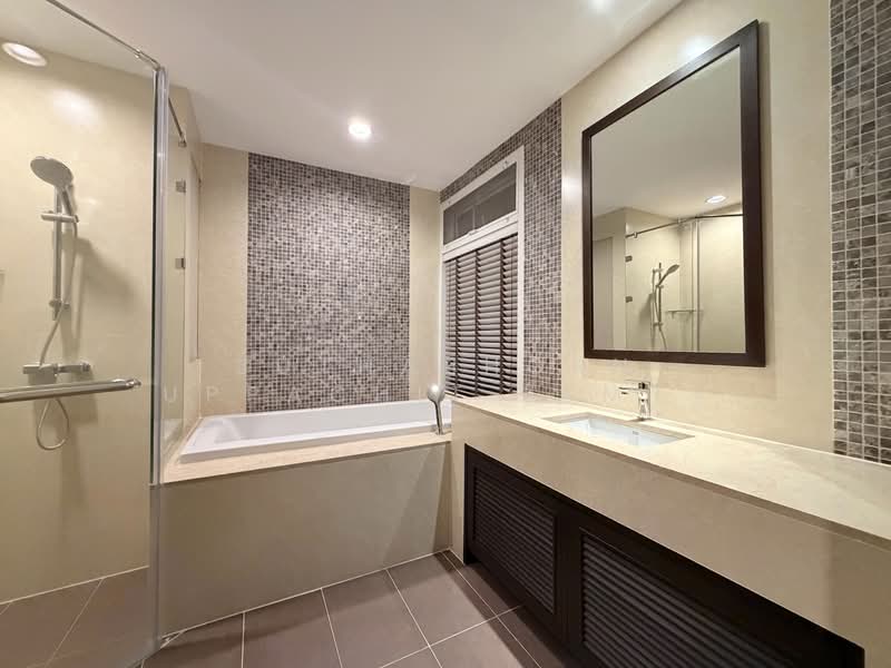 Fullerton Sukhumvit, Bangkok, Sukhumvit Road, Khlong Tan Nua, Watthana, Bangkok, 3 Bedrooms, 170 sqm, Condo For Rent, by Juthabhorn Uppachit (Amy), 500390817 - DDproperty.com