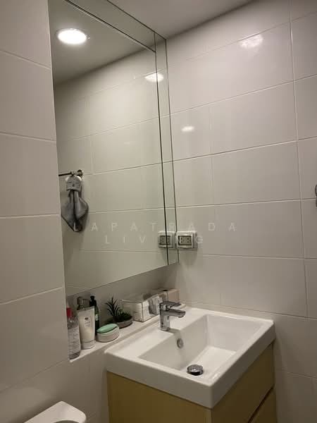 Metro Luxe Rose Gold Phaholyothin - Sutthisan, Bangkok, Soi Inthamara 14, Samsen Nai, Phaya Thai, Bangkok, 1 Bedroom, 43 sqm, Condo For Sale, by Lapatrada Living, 500390823 - DDproperty.com