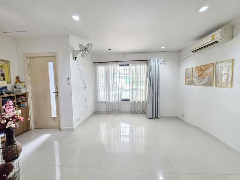 The Ambience, กรุงเทพ, สายไหม, กรุงเทพ, 110 ตร.ม., ทาวน์เฮ้าส์ ขาย, โดย Noppawan Ruangdech, 500390849 - DDproperty.com