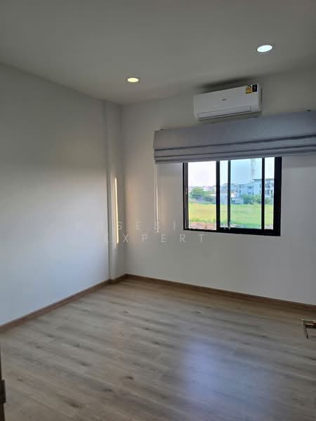 Premium Place Phaholyothin-Ramintra, Bangkok, Tha Rang, Bang Khen, Bangkok, 4 Bedrooms, 170 sqm, Townhouse For Rent, by Rosesirin Expert, 500390851 - DDproperty.com