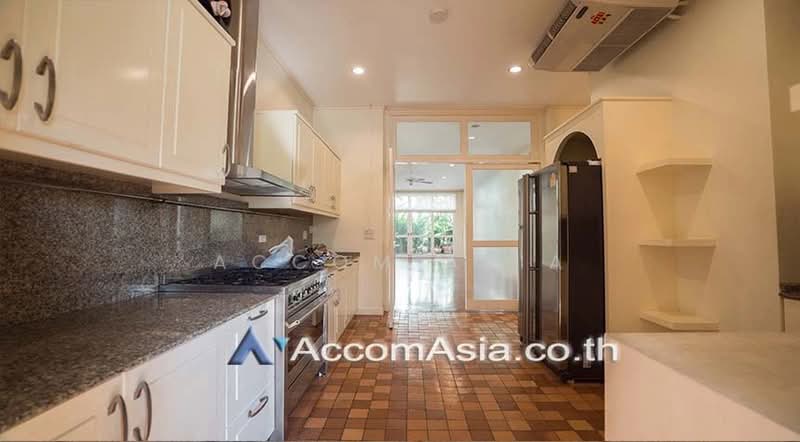 Private Swimming Pool 3 story Modern Private Pool House - walk to Thonglor BTS, Bangkok, Khlong Tan Nua, Watthana, Bangkok, 6 Bedrooms, 600 sqm, Single Detached House For Rent, by Accom Asia, 500390889 - DDproperty.com