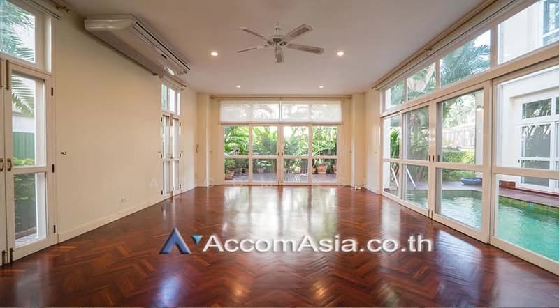 Private Swimming Pool 3 story Modern Private Pool House - walk to Thonglor BTS, Bangkok, Khlong Tan Nua, Watthana, Bangkok, 6 Bedrooms, 600 sqm, Single Detached House For Rent, by Accom Asia, 500390889 - DDproperty.com