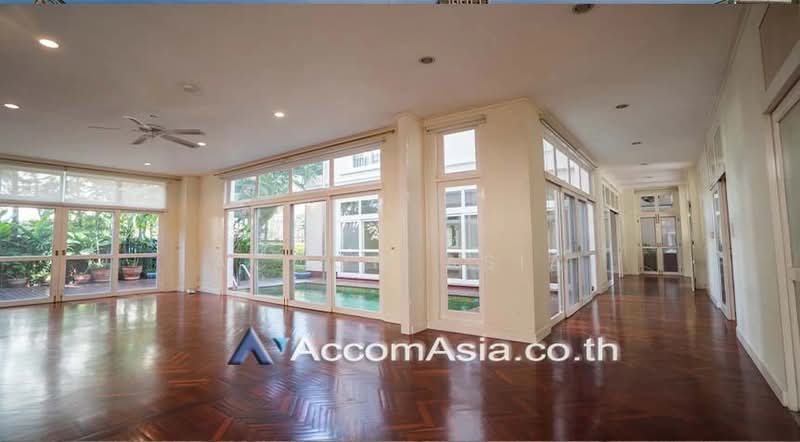 Private Swimming Pool 3 story Modern Private Pool House - walk to Thonglor BTS, Bangkok, Khlong Tan Nua, Watthana, Bangkok, 6 Bedrooms, 600 sqm, Single Detached House For Rent, by Accom Asia, 500390889 - DDproperty.com