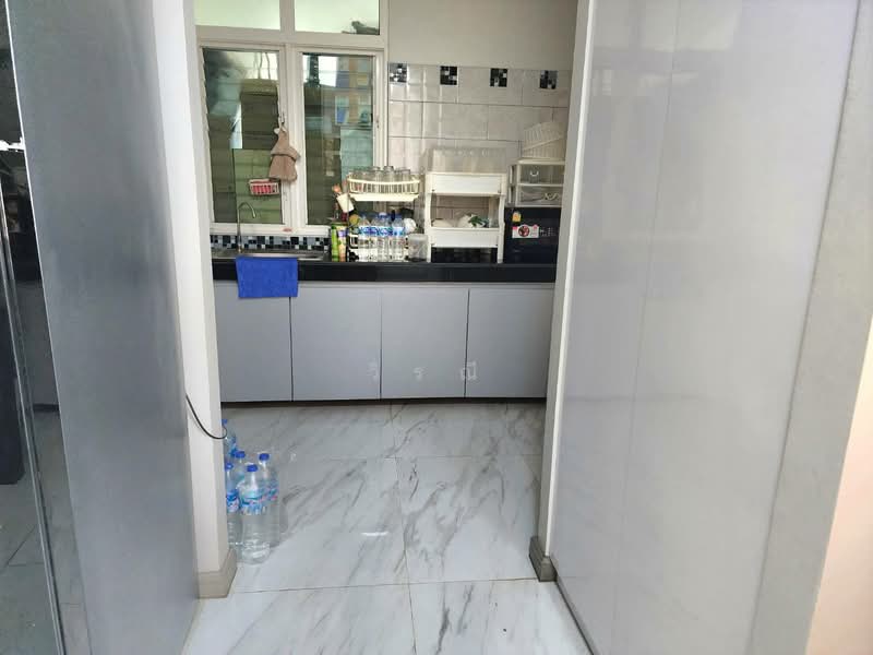 ขายบ้านเดี่ยว 2 ชั้น พร้อมเฟอร์นิเจอร์ทั้งหลัง บ้านส่วนตัว, Nakhon Ratchasima, Ma Roeng, Muang Nakhon Ratchasima, Nakhon Ratchasima, 4 Bedrooms, 360 sqm, Single Detached House For Sale, by วิรณี, 500390953 - DDproperty.com
