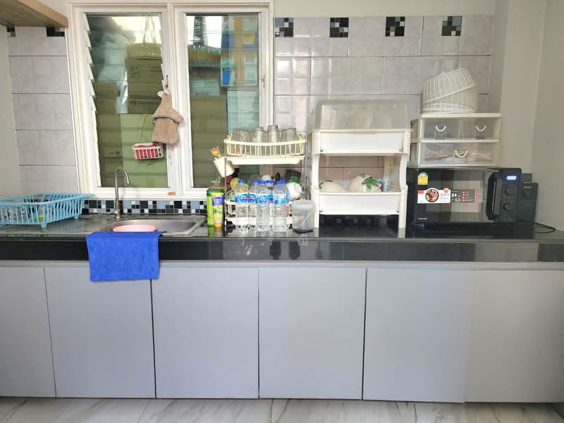 ขายบ้านเดี่ยว 2 ชั้น พร้อมเฟอร์นิเจอร์ทั้งหลัง บ้านส่วนตัว, นครราชสีมา, มะเริง, เมืองนครราชสีมา, นครราชสีมา, 360 ตร.ม., บ้านเดี่ยว ขาย, โดย วิรณี, 500390953 - DDproperty.com