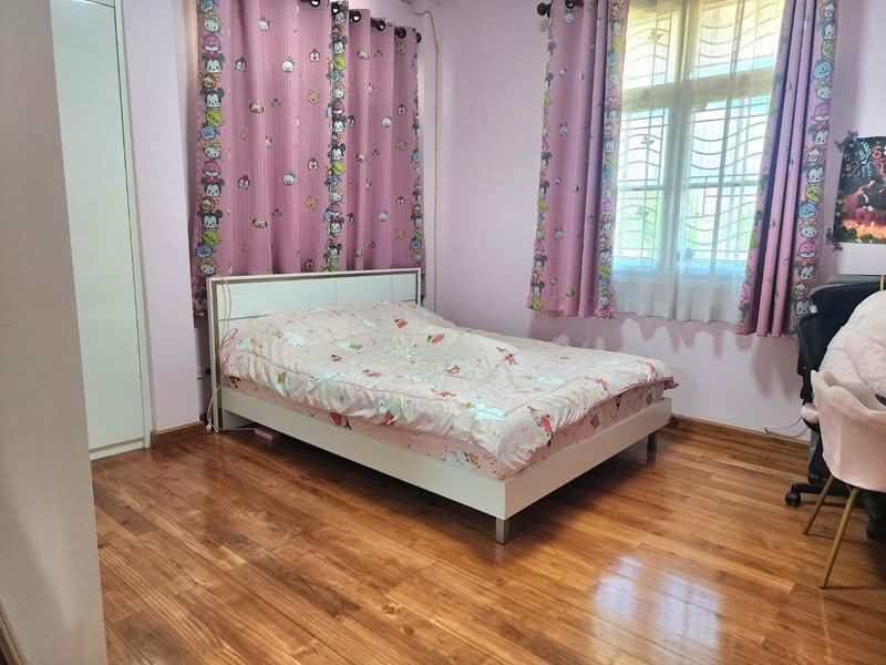 ขายบ้านเดี่ยว 2 ชั้น พร้อมเฟอร์นิเจอร์ทั้งหลัง บ้านส่วนตัว, Nakhon Ratchasima, Ma Roeng, Muang Nakhon Ratchasima, Nakhon Ratchasima, 4 Bedrooms, 360 sqm, Single Detached House For Sale, by วิรณี, 500390953 - DDproperty.com