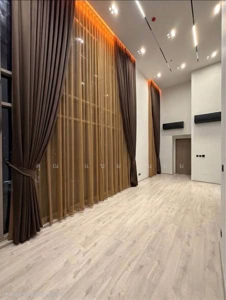 Rhythm Ekkamai, Bangkok, 11 Soi Sukhumvit 63, Khlongtoei Nua, Watthana, Bangkok, 2 Bedrooms, 105 sqm, Condo For Sale, by Khun bam bam, 500391017 - DDproperty.com