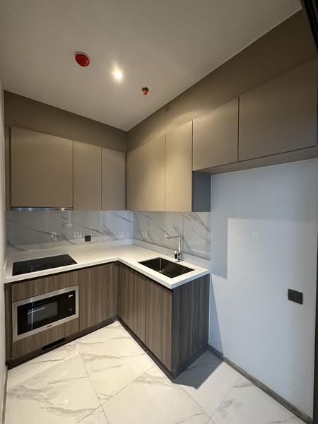 Rhythm Ekkamai, Bangkok, 11 Soi Sukhumvit 63, Khlongtoei Nua, Watthana, Bangkok, 2 Bedrooms, 105 sqm, Condo For Sale, by Khun bam bam, 500391017 - DDproperty.com
