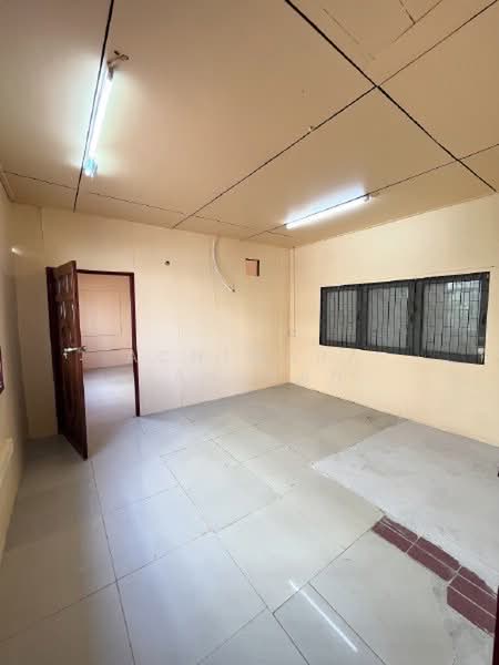 โกดังรัชดาภิเษก ซอย 3, Bangkok, รัชดาภิเษก3, Din Daeng, Bangkok, , 268 sqm, Warehouse/Factory For Rent, by Achiwara Panusan, 500391061 - DDproperty.com