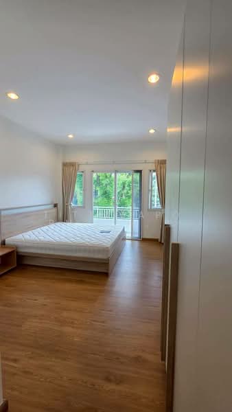 Perfect Place Sukhumvit 77-Suvarnabhumi, Samut Prakan, Lat Krabang Road, Rachathewa, Bang Plee, Samut Prakan, 4 Bedrooms, 270 sqm, Single Detached House For Rent, by Tittayaporn Kim (Jenny), 500391130 - DDproperty.com