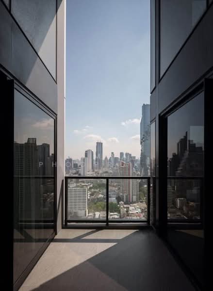 The Lofts Silom, Bangkok, Pramuan Road, Silom, Bang Rak, Bangkok, 2 Bedrooms, 122 sqm, Condo For Rent, by Somrad Phoopruksachart, 500391166 - DDproperty.com