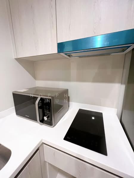 Life One Wireless, Bangkok, 1 Wireless Road, Lumphini, Pathum Wan, Bangkok, 1 Bedroom, 35 sqm, Condo For Rent, by Noppharuj Nunta, 500391178 - DDproperty.com