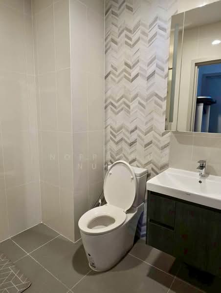 Oka Haus Sukhumvit 36, Bangkok, 3399 Rama 4 Road, Khong Tan, Khlong Toei, Bangkok, 2 Bedrooms, 50 sqm, Condo For Sale, by Noppharuj Nunta, 500391196 - DDproperty.com