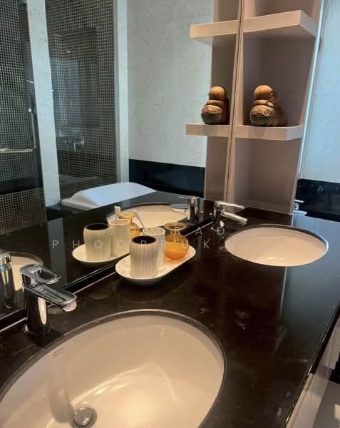 Royal Residence Park, Bangkok, 99 Royal Resident Park Lumphini, Lumphini, Pathum Wan, Bangkok, 3 Bedrooms, 220 sqm, Apartment For Rent, by Somrad Phoopruksachart, 500391207 - DDproperty.com
