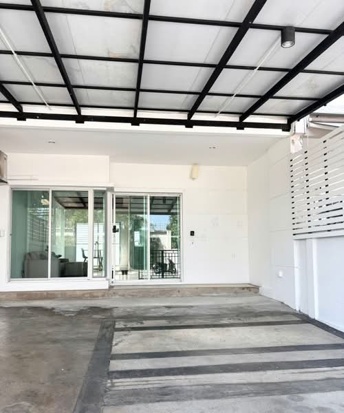 Vista 180 Thepharak-Wongwaen : วิสต้า วันเอทโอ เทพารักษ์-วงแหวน, สมุทรปราการ, เทพารักษ์, เมืองสมุทรปราการ, สมุทรปราการ, 120 ตร.ม., ทาวน์เฮ้าส์ ให้เช่า, โดย นัทยาพร พึ่มกุล (เบนซ์), 500391291 - DDproperty.com