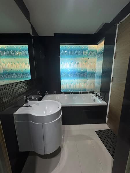 Rhythm Sukhumvit 50, Bangkok, 8 Sukhumvit 50, Sukhumvit Road, Phra Kanong, Khlong Toei, Bangkok, 1 Bedroom, 45 sqm, Condo For Rent, by Sarawut Ratchawong, 500391323 - DDproperty.com