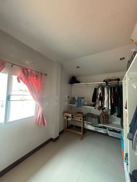 Monthon 8, Bangkok, เลียบคลองทวีวัฒนา, Bang Kae Nua, Bang Khae, Bangkok, 4 Bedrooms, 150 sqm, Semi-Detached House (Twin House) For Rent, by Pawish Piemkamolkul, 500391326 - DDproperty.com