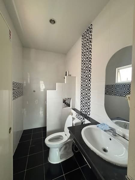 Monthon 8, Bangkok, เลียบคลองทวีวัฒนา, Bang Kae Nua, Bang Khae, Bangkok, 4 Bedrooms, 150 sqm, Semi-Detached House (Twin House) For Rent, by Pawish Piemkamolkul, 500391326 - DDproperty.com
