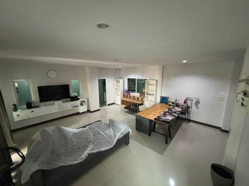 Monthon 8, Bangkok, เลียบคลองทวีวัฒนา, Bang Kae Nua, Bang Khae, Bangkok, 4 Bedrooms, 150 sqm, Semi-Detached House (Twin House) For Rent, by Pawish Piemkamolkul, 500391326 - DDproperty.com