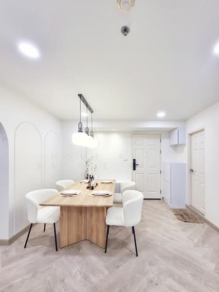 Lumpini Ville Sukhumvit 77, Bangkok, Sukhumvit 77 Road, Suan Luang, Bangkok, 2 Bedrooms, 66 sqm, Condo For Sale, by HOME Real Estate Service, 500391337 - DDproperty.com