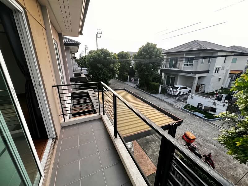 The Centro Ramindra, Bangkok, Kanchanaphisek Road, Khan Na Yao, Bangkok, 3 Bedrooms, 244 sqm, Single Detached House For Sale, by Jesadakorn Cohn, 500391370 - DDproperty.com