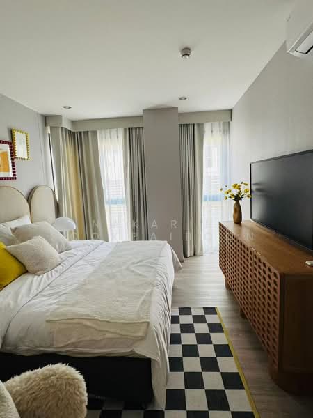 PYNN Soonvijai, Bangkok, 111 Phetchaburi Road, Bang Kapi, Huai Khwang, Bangkok, 3 Bedrooms, 137 sqm, Condo For Rent, by Nakarin Sookpaiboon, 500391373 - DDproperty.com