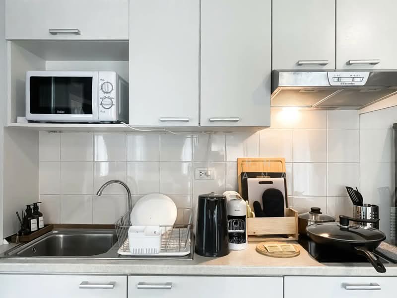 The Clover Thonglor Residence, Bangkok, Soi Sukhumvit 55, Khlong Tan Nua, Watthana, Bangkok, 1 Bedroom, 60 sqm, Condo For Rent, by Phakaporn Brikshavana, 500391594 - DDproperty.com