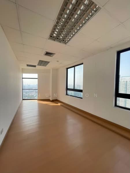 Office Space for Rent – Direct Access to BTS Phahon Yothin 24 (SPSSR278), Bangkok, ลาดพร้าว, Chatuchak, Bangkok, , 239 sqm, Office Space For Rent, by Khun Poon, 500391603 - DDproperty.com