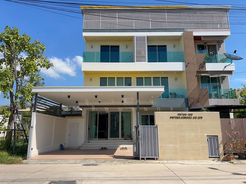 Luxury 3-Storey Townhome with Private Pool for Rent Khao Talo, Pattaya, Chon Buri (Pattaya), Khatalo soi 1/2, Bang Lamung, Bang Lamung (Pattaya), Chon Buri (Pattaya), 5 Bedrooms, 468 sqm, Townhouse For Rent, by อุรารัตน์ อิทธิพูนธนกร, 500391635 - DDproperty.com