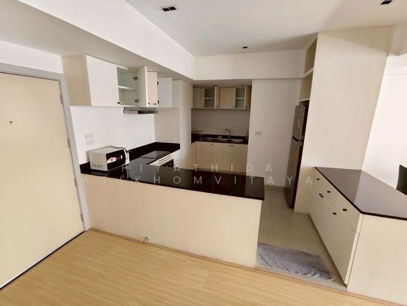 Villa Bajaj, Bangkok, Soi Sukhumvit 19, Khlongtoei Nua, Watthana, Bangkok, 2 Bedrooms, 160 sqm, Condo For Rent, by Piyathida Atikhomvitaya, 500391647 - DDproperty.com