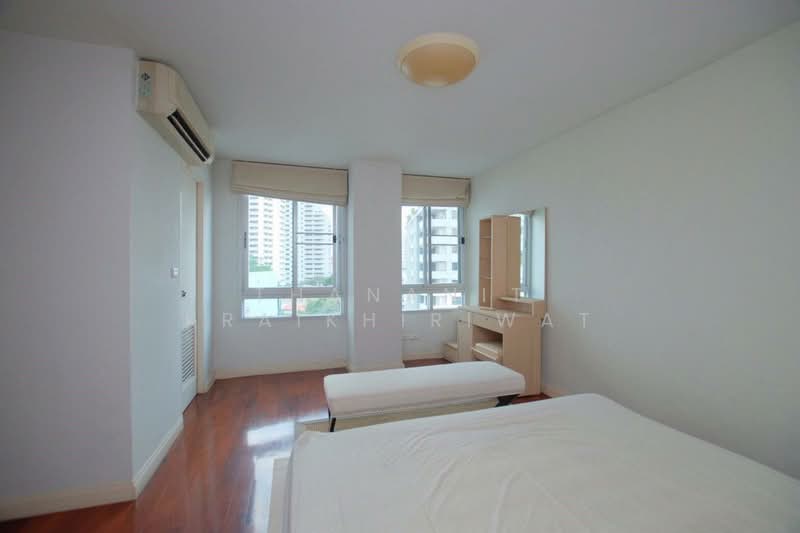 49 Plus, Bangkok, Soi Sukhumvit 49, Khlong Tan Nua, Watthana, Bangkok, 2 Bedrooms, 73 sqm, Condo For Sale, by Thananit Kraikhiriwat, 500391664 - DDproperty.com