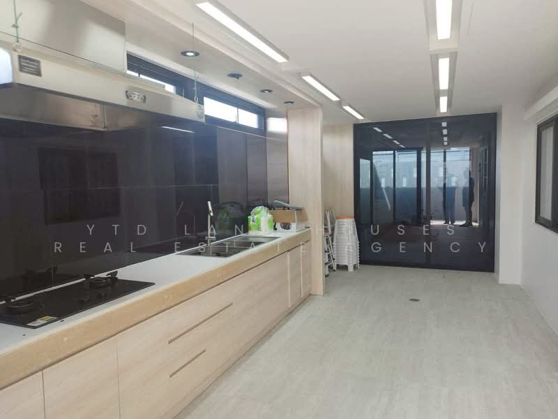 Evergreen City Village, Bangkok, Bang Kae Nua, Bang Khae, Bangkok, 5 Bedrooms, 340 sqm, Single Detached House For Sale, by YTD Land&houses Real Estate Agency, 500391721 - DDproperty.com