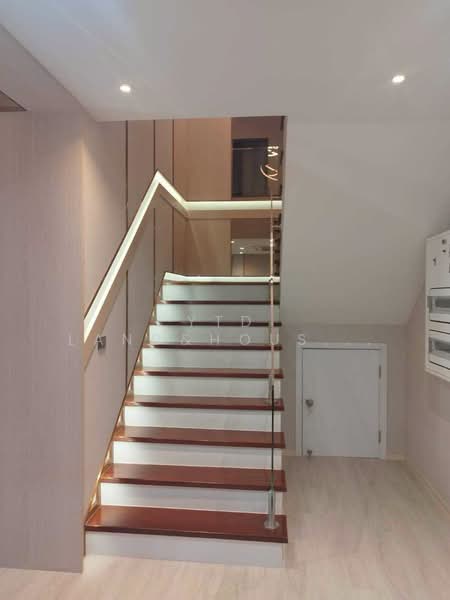 Evergreen City Village, Bangkok, Bang Kae Nua, Bang Khae, Bangkok, 5 Bedrooms, 340 sqm, Single Detached House For Sale, by YTD Land&houses Real Estate Agency, 500391721 - DDproperty.com
