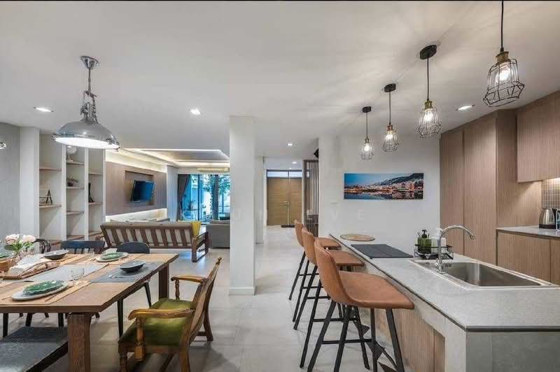 House for rent in Ekkamai ( SPSEVE2044 ), Bangkok, เอกมัย 12, Khlong Tan Nua, Watthana, Bangkok, 3 Bedrooms, 240 sqm, Single Detached House For Rent, by Khun Eve, 500391752 - DDproperty.com
