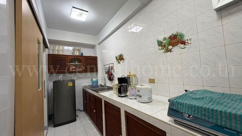 Maneeya Ville, Bangkok, Soi Wachiratham Sathit 12, Bang Chak, Phra Khanong, Bangkok, 4 Bedrooms, 120 sqm, Single Detached House For Sale, by คุณ มณีรัตน์ ( เจี๊ยบ ), 500391805 - DDproperty.com