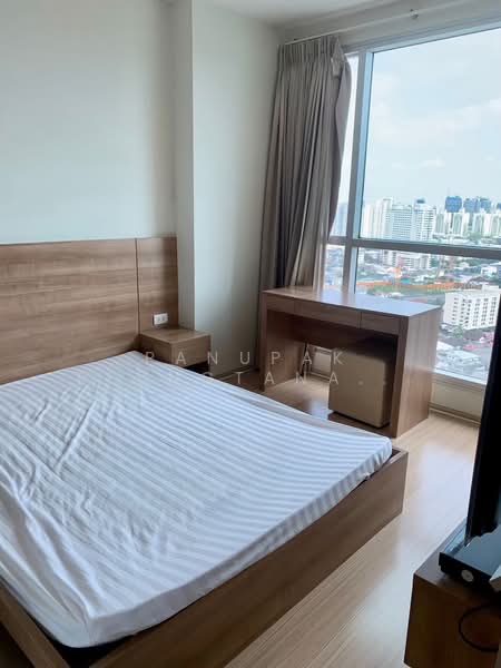 Rhythm Ratchada-Huaikwang, Bangkok, 218 Ratchadaphisek Road, Huai Khwang, Bangkok, 1 Bedroom, 46 sqm, Condo For Rent, by Panupak Reungtanasarn, 500391810 - DDproperty.com