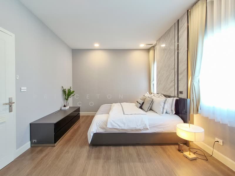 Nantawan Rama 9 - New Krungthepkreetha, Bangkok, Saphan Sung, Bangkok, 4 Bedrooms, 380 sqm, Single Detached House For Rent, by Princeton Estate Co.,Ltd., 500391812 - DDproperty.com