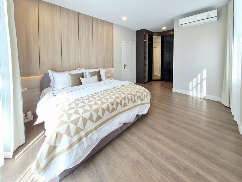 Nantawan Rama 9 - New Krungthepkreetha, Bangkok, Saphan Sung, Bangkok, 4 Bedrooms, 380 sqm, Single Detached House For Rent, by Princeton Estate Co.,Ltd., 500391812 - DDproperty.com