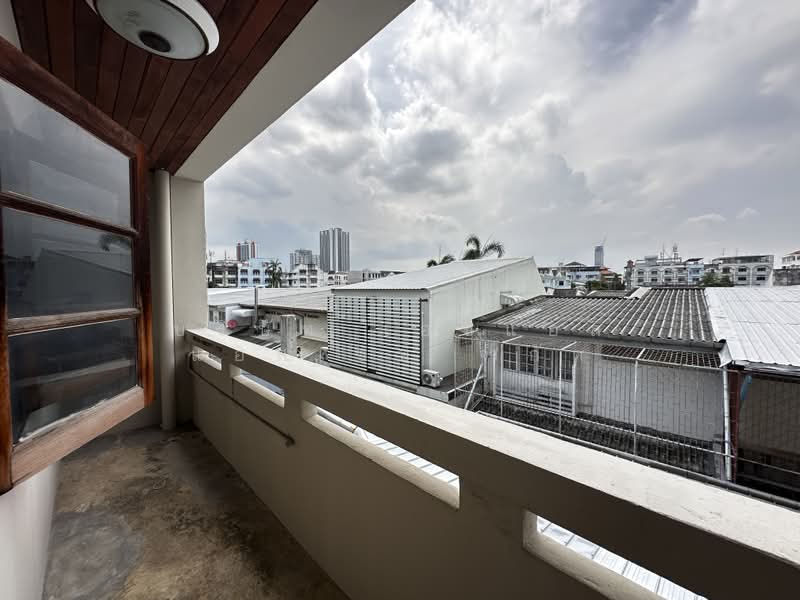 อาคารพาณิชย์ 4.5 ชั้น 2 คูหา พร้อมโรงงาน (ซ.สุดประเสริฐ 3) บางคอแหลม กรุงเทพ, Bangkok, Bang Rak, Bangkok, , 1,135 sqm, Warehouse/Factory For Sale, by บริษัท เอชแอล แอสเซท จำกัด, 500391820 - DDproperty.com