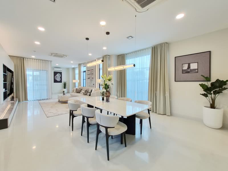 Nantawan Rama 9 - New Krungthepkreetha, Bangkok, Saphan Sung, Bangkok, 4 Bedrooms, 380 sqm, Single Detached House For Sale, by Princeton Estate Co.,Ltd., 500391834 - DDproperty.com