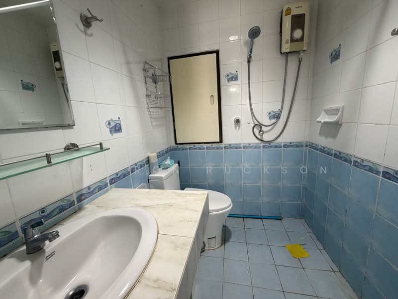 D.S. Tower 2 Sukhumvit 39, Bangkok, Soi Sukhumvit 39, Khlong Tan Nua, Watthana, Bangkok, 2 Bedrooms, 69 sqm, Condo For Rent, by Dnupron Ruckson, 500391895 - DDproperty.com