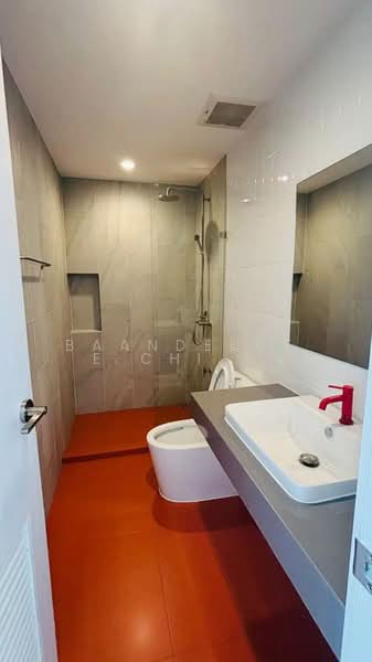 Townhome for rent near Kad Farang, Chiang Mai Rental Price: 35,000 THB / month No.14H1103, Chiang Mai, San Phak Wan, Hang Dong, Chiang Mai, 3 Bedrooms, 110 sqm, Townhouse For Rent, by Baandeedee Chiangmai, 500391900 - DDproperty.com