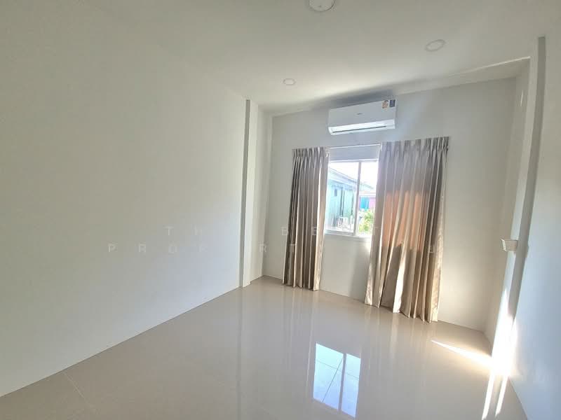 Baan Fah Piyarom Phase1, Pathum Thani, Bung Kham Proi, Lam Luk Ka, Pathum Thani, 3 Bedrooms, 110 sqm, Townhouse For Sale, by The Best Property  โย, 500391938 - DDproperty.com