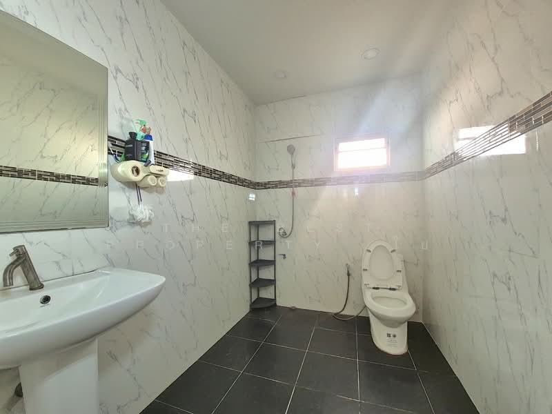 Baan Fah Piyarom Phase1, Pathum Thani, Bung Kham Proi, Lam Luk Ka, Pathum Thani, 3 Bedrooms, 110 sqm, Townhouse For Sale, by The Best Property  โย, 500391938 - DDproperty.com