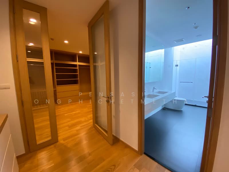 Vana Residence Sukhumvit 26, Bangkok, 38 Soi Attrakravee1, Sukhumvit 26 Road, Khong Tan, Khlong Toei, Bangkok, 4 Bedrooms, 376 sqm, Apartment For Rent, by Pensasi Ongphichetmetha, 500391955 - DDproperty.com