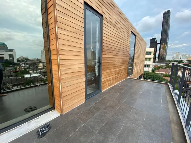 Vana Residence Sukhumvit 26, Bangkok, 38 Soi Attrakravee1, Sukhumvit 26 Road, Khong Tan, Khlong Toei, Bangkok, 4 Bedrooms, 376 sqm, Apartment For Rent, by Pensasi Ongphichetmetha, 500391955 - DDproperty.com