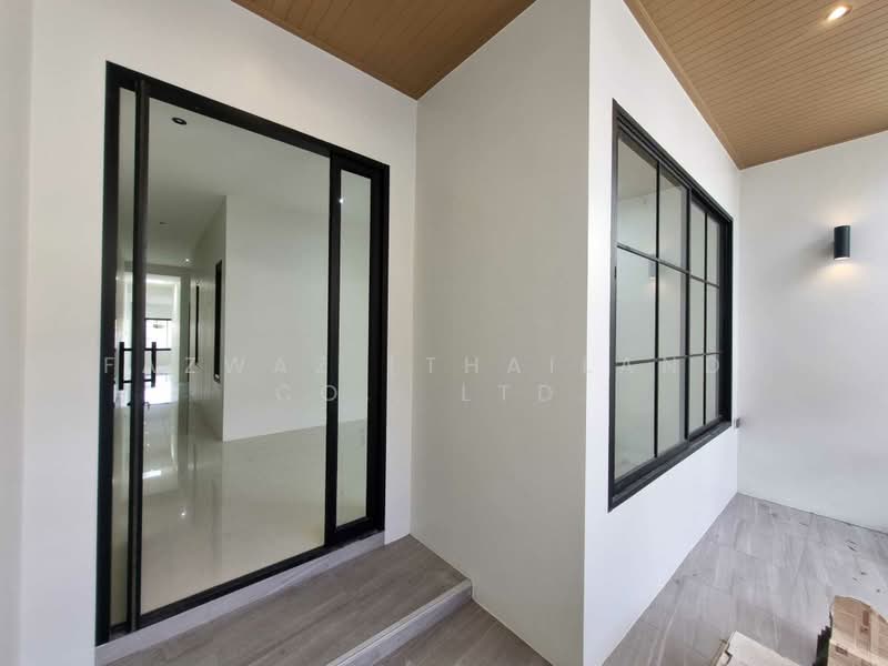 Renovated 2BR Townhouse in Choeng Thale Phuket Near Boat Avenue, Phuket, Choeng Thale, Thalang, Phuket, 2 Bedrooms, 115 sqm, Townhouse For Sale, by Fazwaz (Thailand) Co., Ltd., 500392007 - DDproperty.com